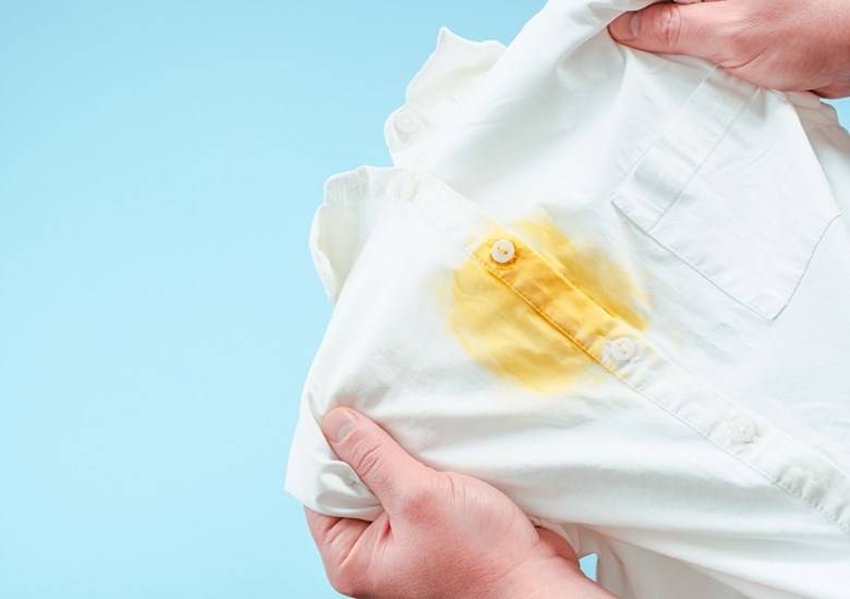 How to get oil out of clothes: A step-by-step guide 