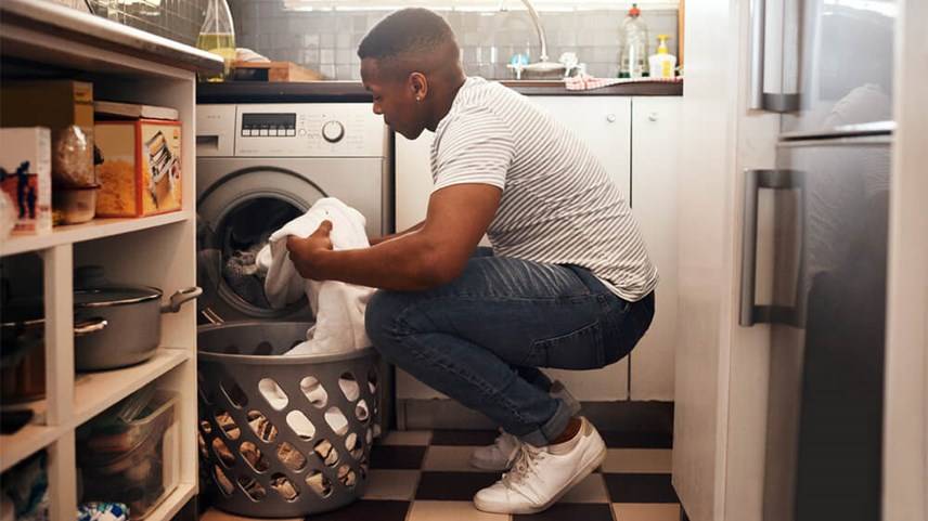 How to wash clothes without bleach