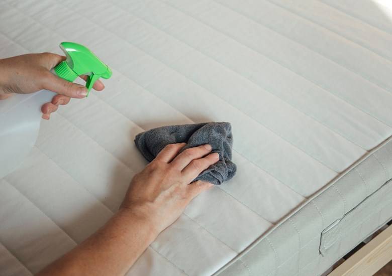 How to get stains out of a mattress